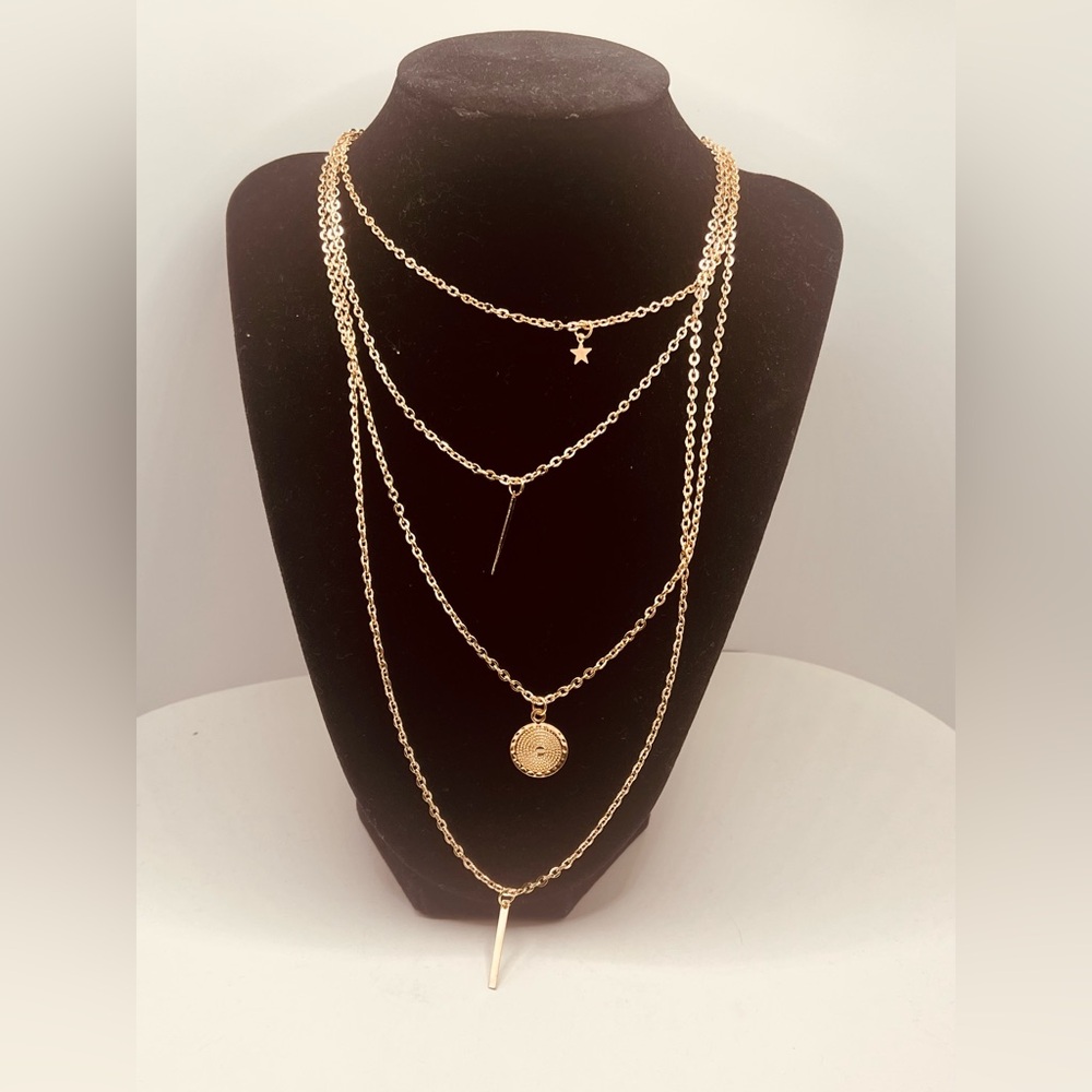 Necklace for women hip hop design - Picture 2 of 3